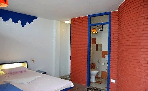 **  Rahul Guest House Varanasi India